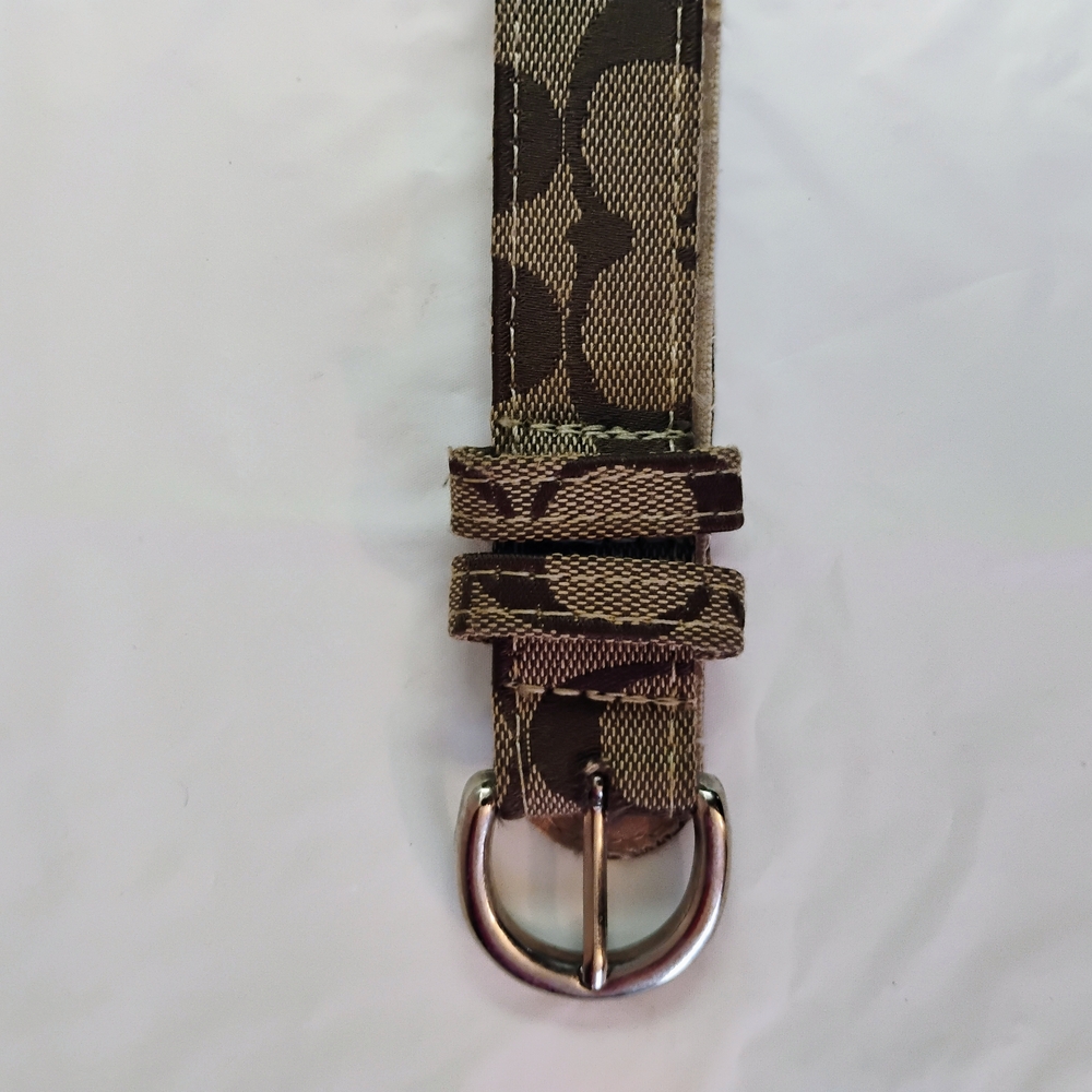 Coach Beige Signature Canvas Belt with Silver Buckle - Picture 4 of 5